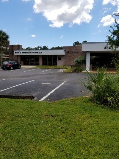 Parkwood Plaza: 3601 SW 2nd Ave, Gainesville, FL 32607